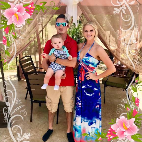 Meet your Posher, Brittney - Picture 1 of 1